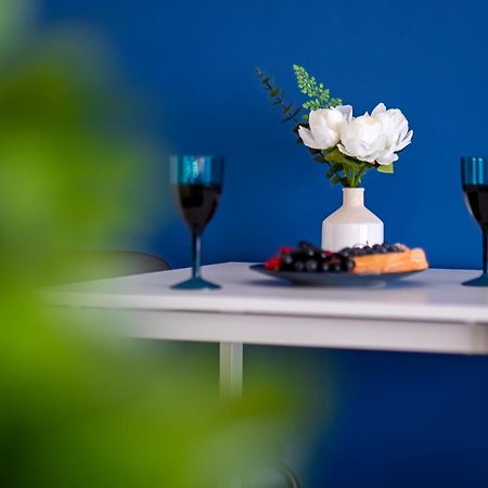 Urban Elegance - Stylish Central Accommodation Βουκουρέστι Εξωτερικό φωτογραφία