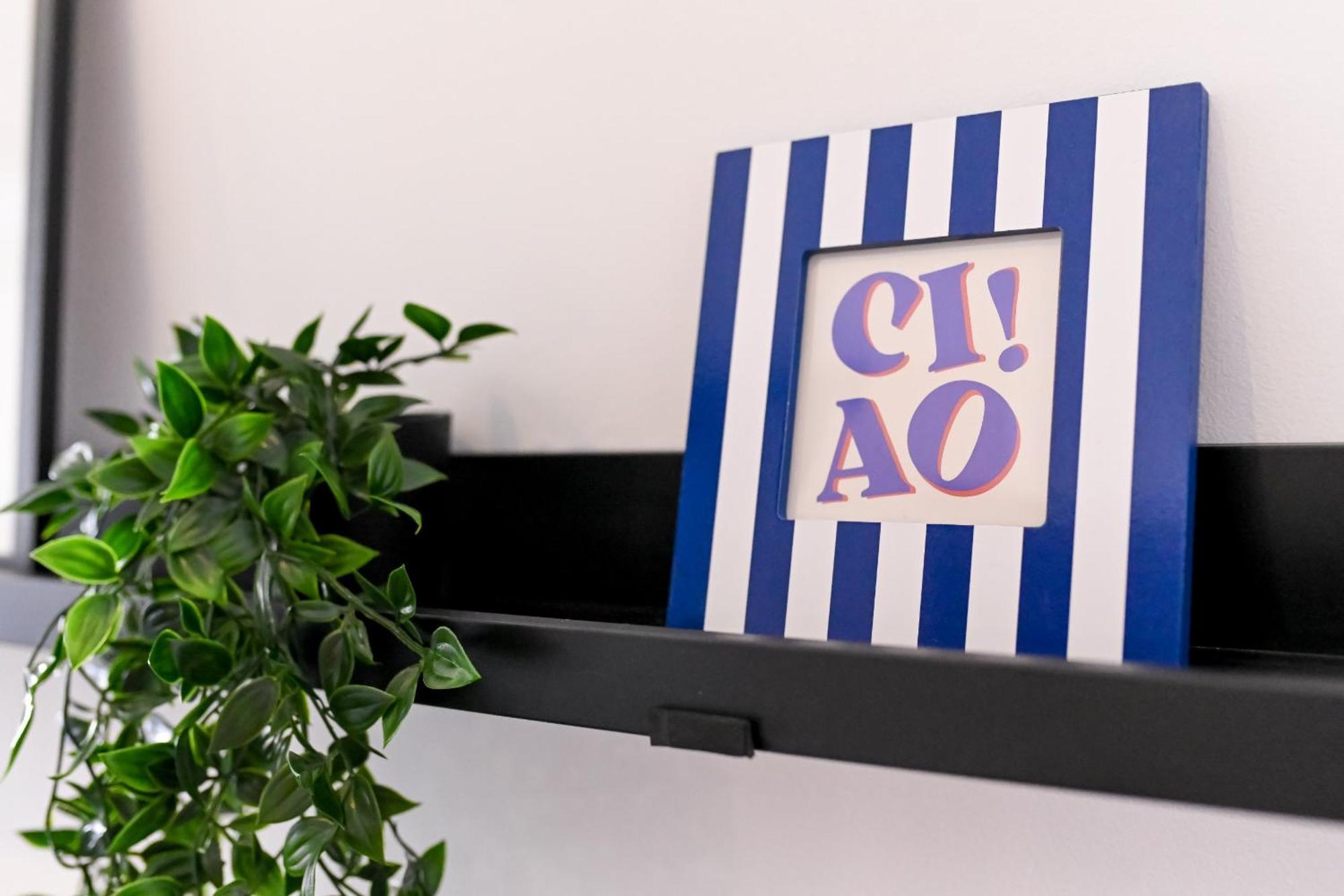 Urban Elegance - Stylish Central Accommodation Βουκουρέστι Δωμάτιο φωτογραφία