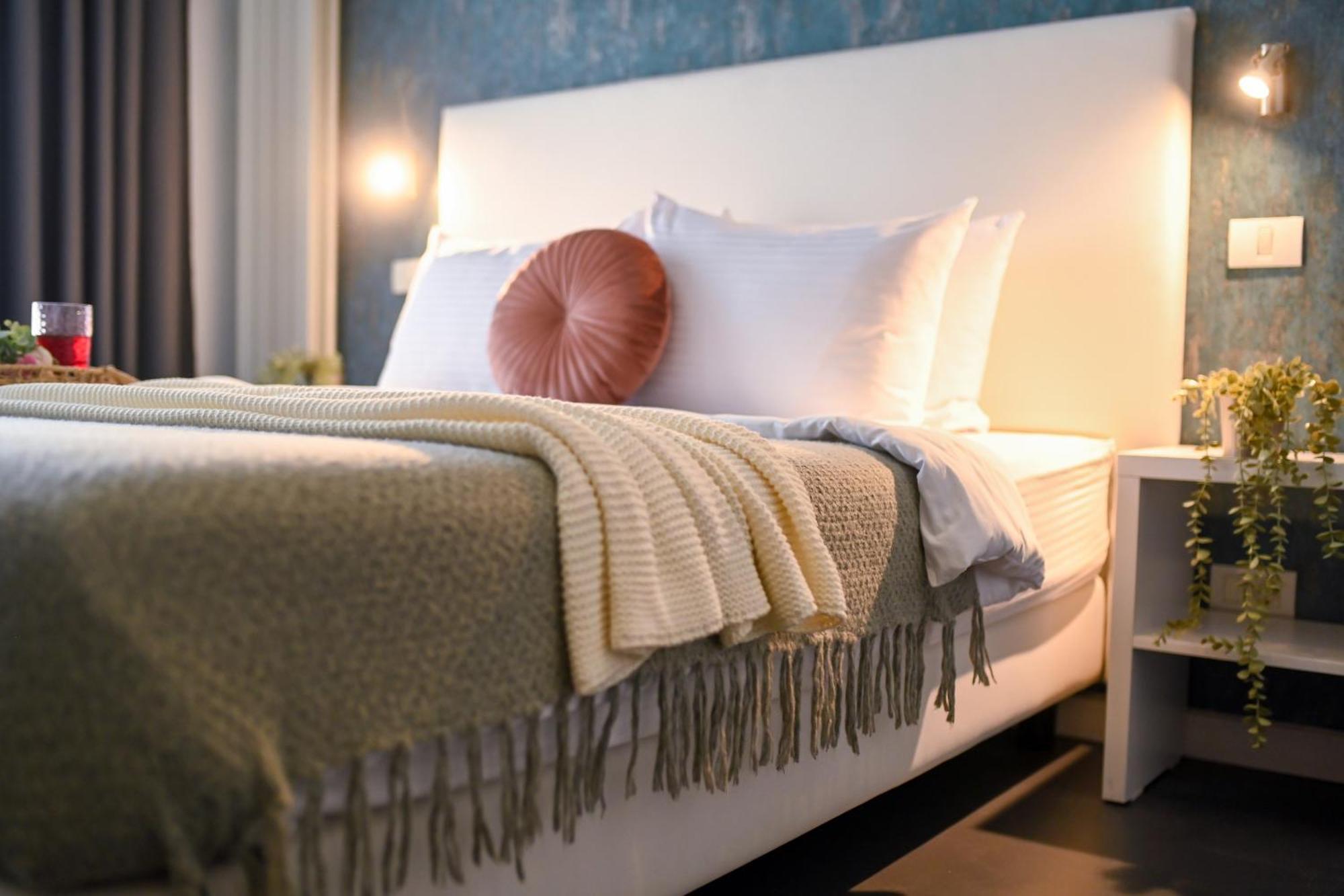 Urban Elegance - Stylish Central Accommodation Βουκουρέστι Δωμάτιο φωτογραφία